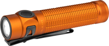 OLIGHT BATON 4 PRO 1600 LUMENS - ORANGE RECHARGEABLE